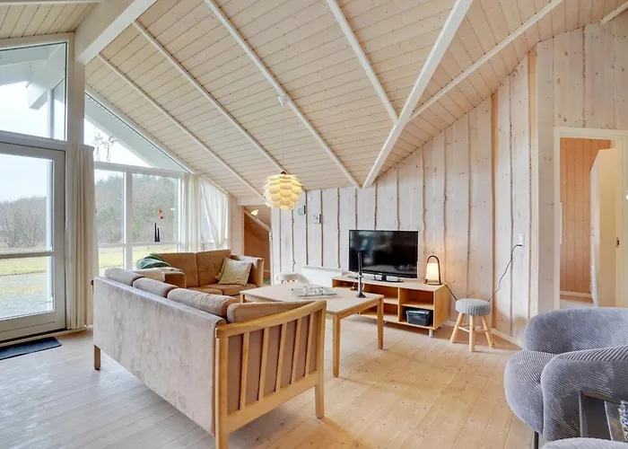 Arnika - 28km From The Sea By Interhome Nyaraló *