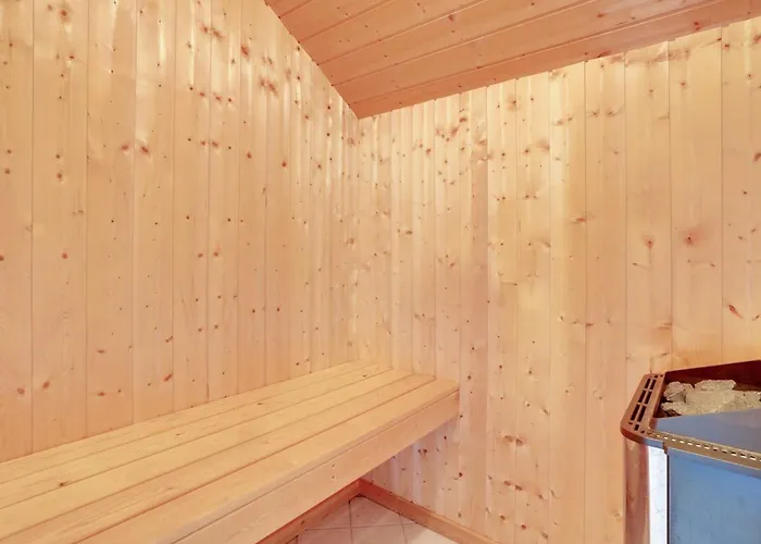 Arnika - 28km From The Sea By Interhome Nyaraló