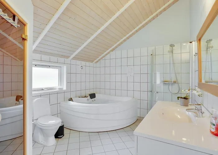 Arnika - 28km From The Sea By Interhome Toftlund