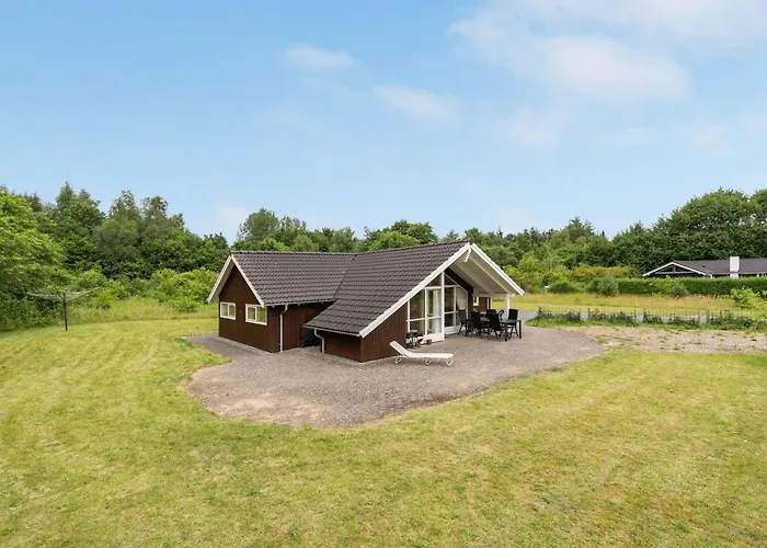 Arnika - 28km From The Sea By Interhome Feriehus *