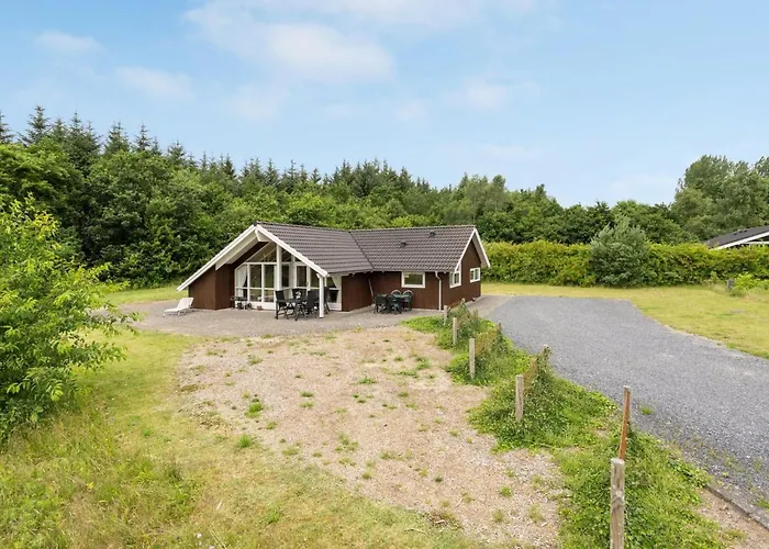 Arnika - 28km From The Sea By Interhome Feriehus